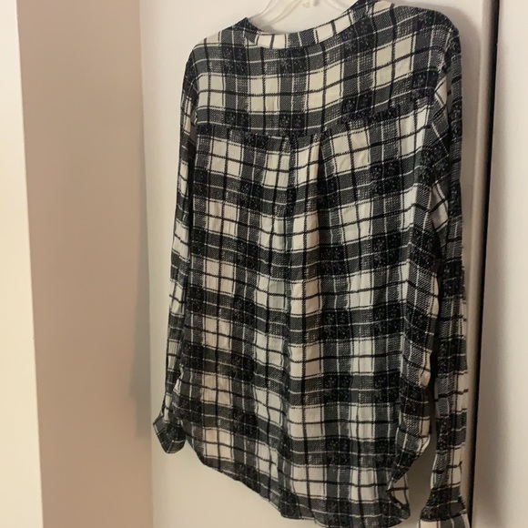 Lush Black and White Plaid Button Up Blouse - Picture 9 of 10
